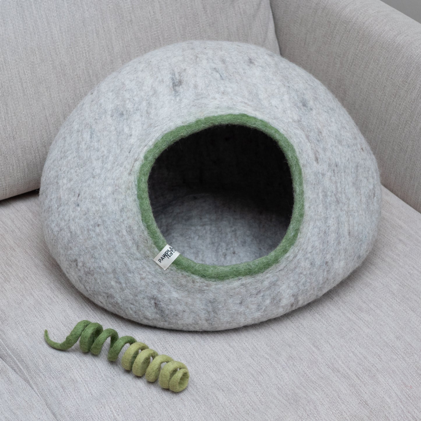 Wool Felt Cat Cave – Handmade Eco-Friendly Pet Bed
